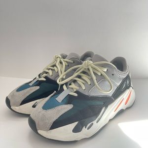 Yeezy 700 Wave Runner